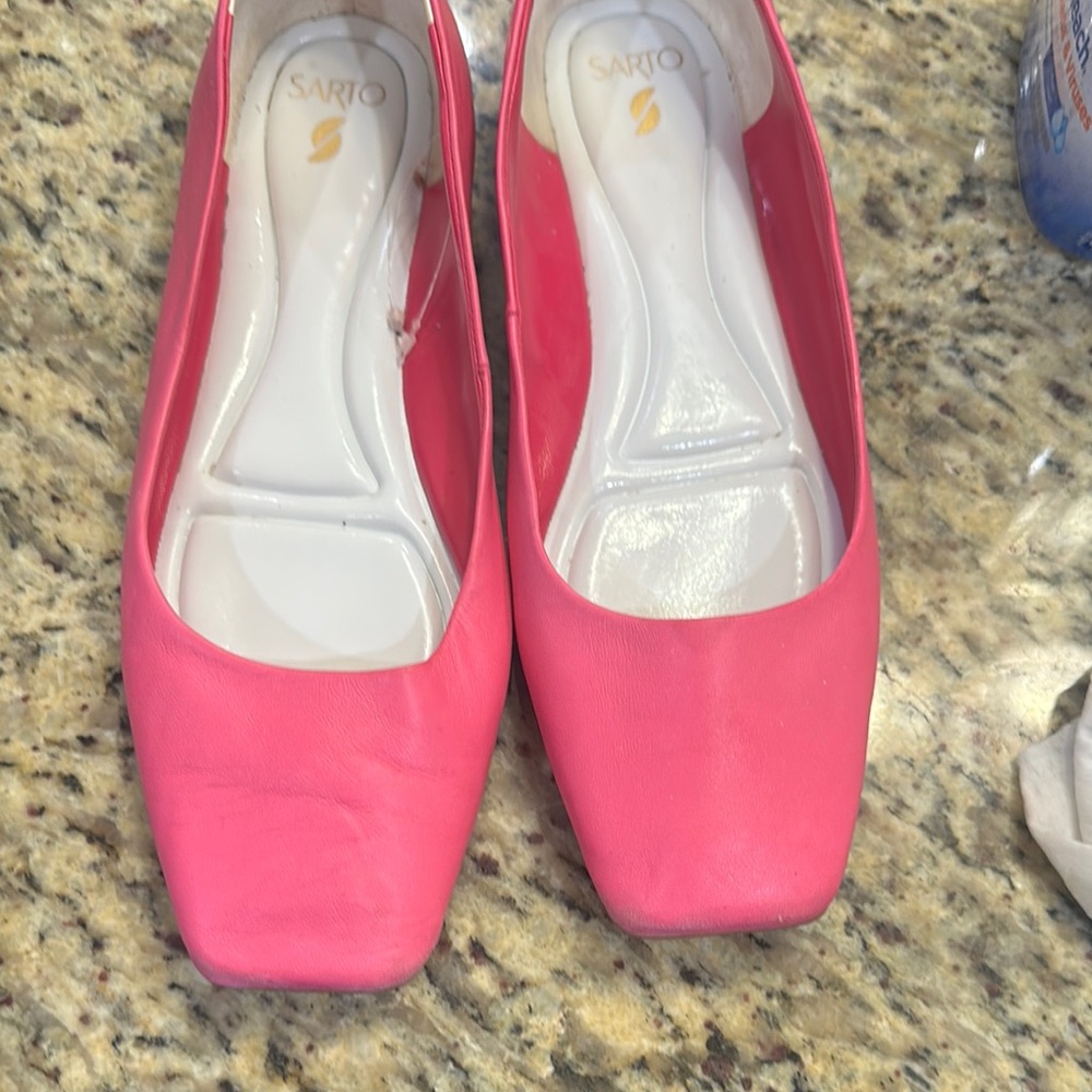 Franco Sarto Pink Ballet Flats Minimalist Design